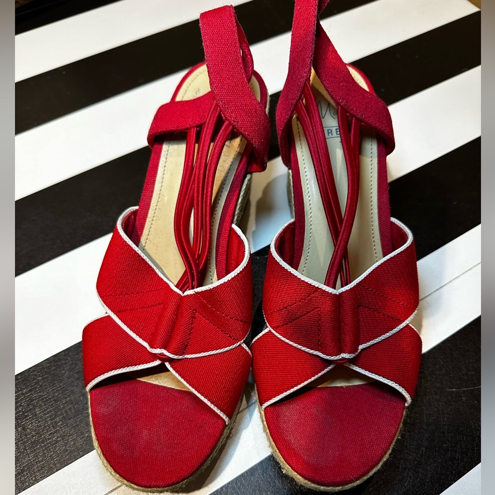 Impo Stretch sandals size 8.5